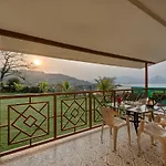 Pavna Lakeview A/C Cottage