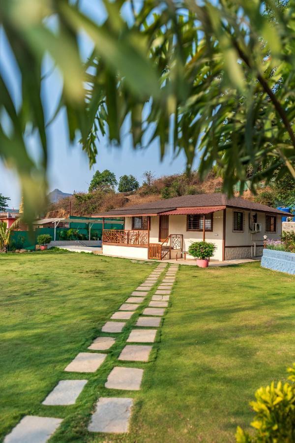 Pavna Lakeview A/c