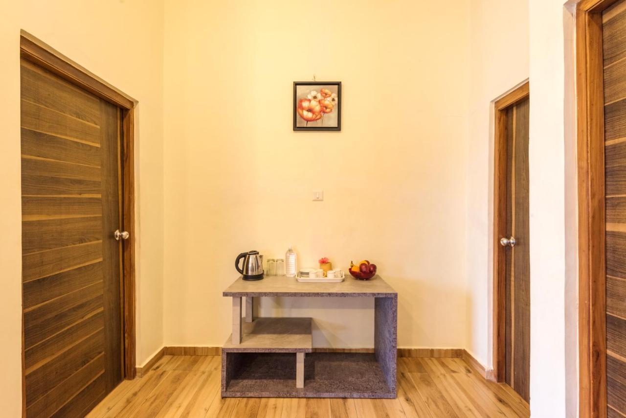 Pavna Lakeview A/c * Pune